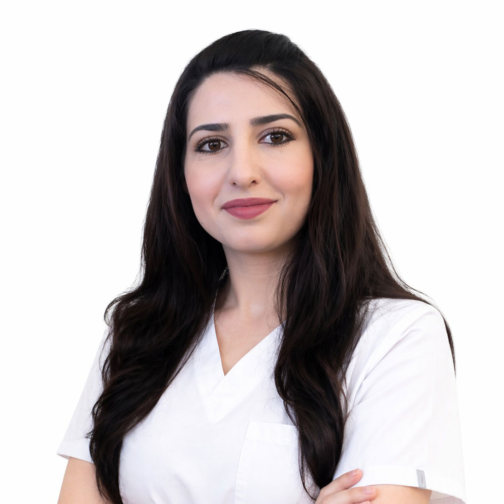 ד"ר מראם עאמר רופאת שיניים ב-Green Dental Center בכפר סבא